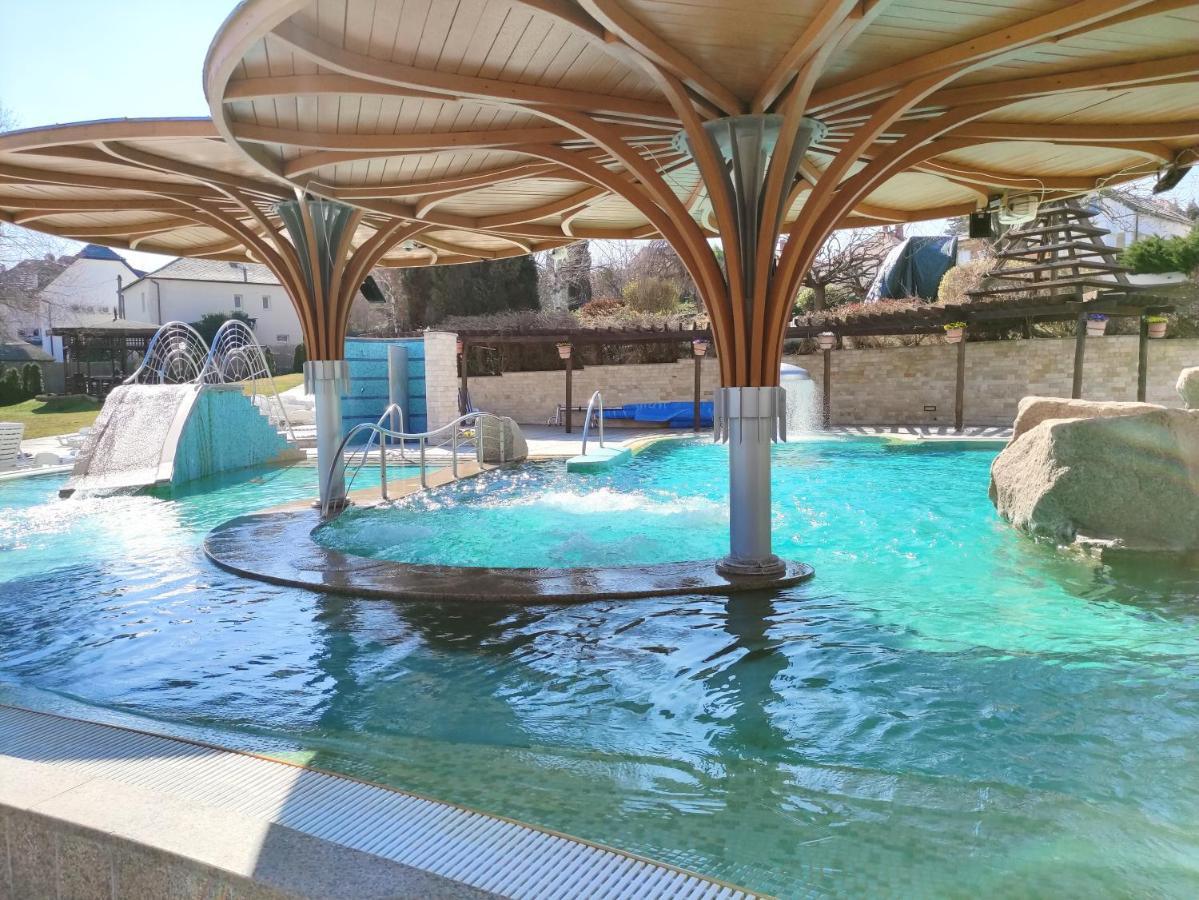 Spa Residence Carbona Water Lily Apartment Хевиз Экстерьер фото